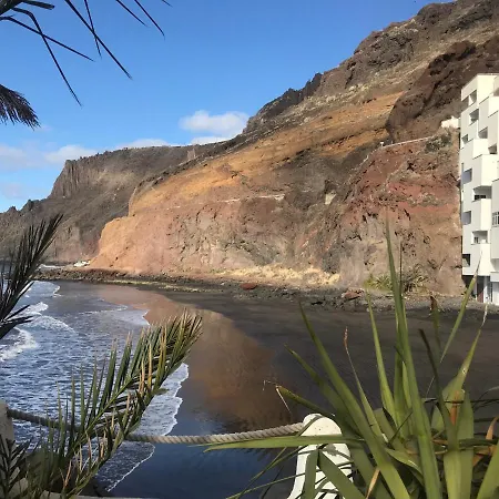 En Playa Chica, Gaviotas Apartamento