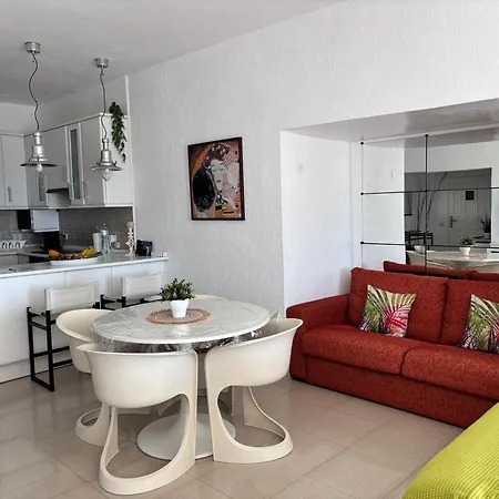 En Playa Chica, Gaviotas * Santa Cruz de Tenerife