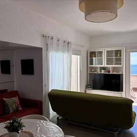 En Playa Chica, Gaviotas Apartment