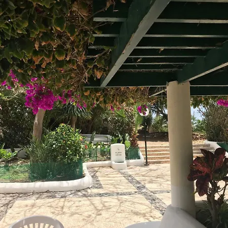 En Playa Chica, Gaviotas Apartamento