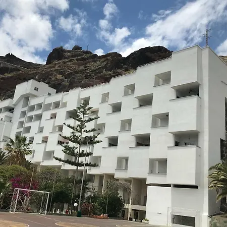 En Playa Chica, Gaviotas *