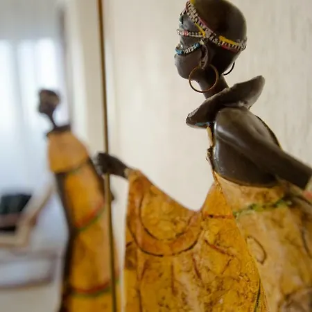 En Playa Chica, Gaviotas